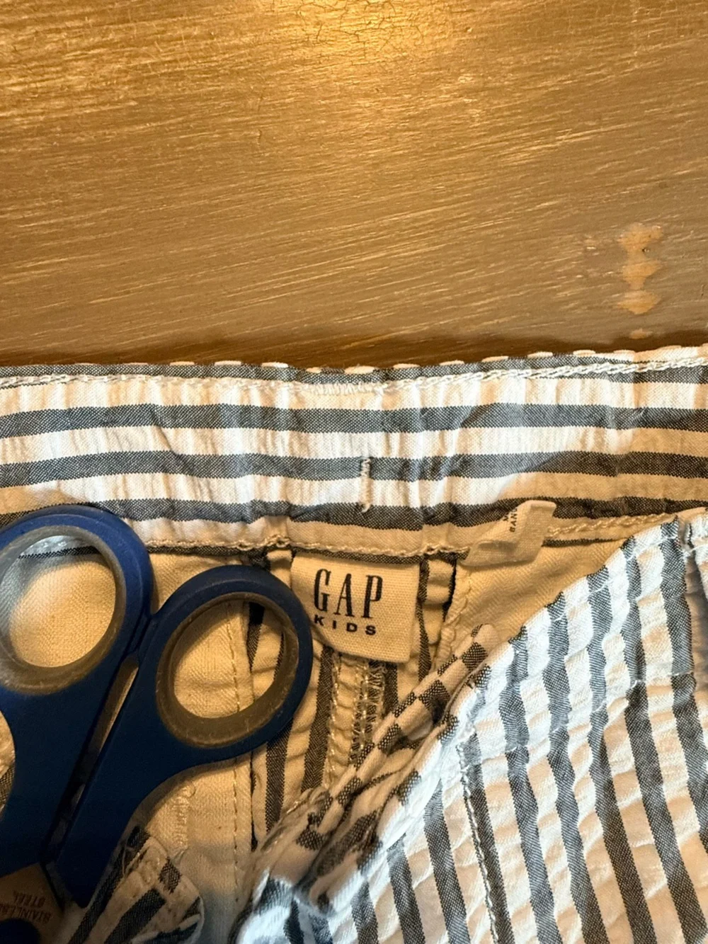 Gap Kids Blue White Seersucker Striped Pull-On‎ Shorts Elastic Waist Cotton Boys